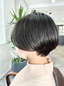 ロイ(Roi.) Roi.【ロイ】ハンサムショート 前下がりボブ