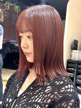 ヒビヲ(HIBIO) 切りっぱなしボブタッセルボブ長めボブ顔まわりレイヤーボブ30代