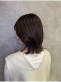 レイヤーカット×オリーブベージュ