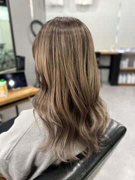 ウェイビー 桜木町店(WAVY) 【ブリーチあり】くすみベージュ