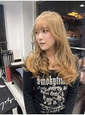 やわらかベージュ×ナチュラルレイヤー