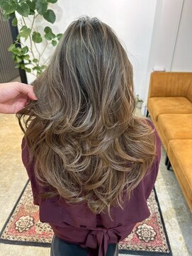 メリー オオサカ(Merly Osaka) バレイヤージュ/似合わせカット