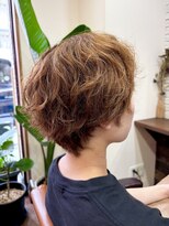 ゴエン(goen hair lounge)&nbsp;癖を活かしたパーマショート