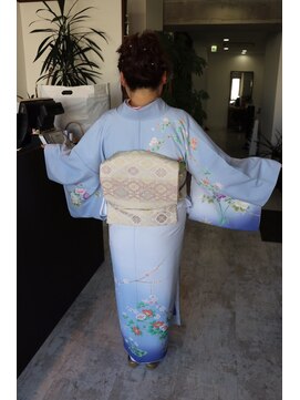 ヘアアンドスパ ナチュラ(Natura) 訪問着着付け