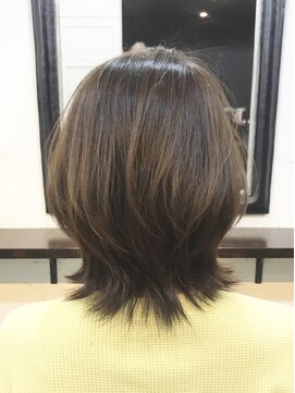 エトネ ヘアーサロン 仙台駅前(eTONe hair salon) ふんわりレイヤーミディ