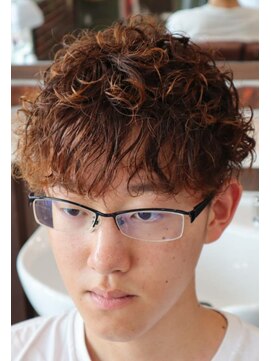 アクセプトザワールドバーバー(Accept the world barber) 2ブロックスタイル×パーマ