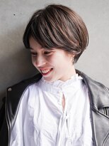 カライングドゥ(ing deux)&nbsp;20代30代40代ひし形大人かわいい小顔ラベンダーアッシュショート