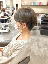 ヒカリス 東三国(HIKARIS) 20代30代40代大人可愛いショート/オリーブベージュカラー