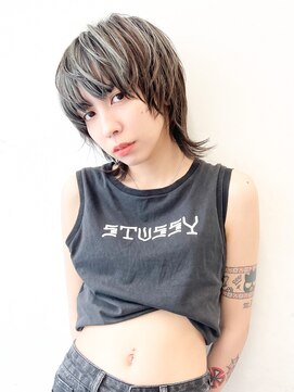 ココ 原宿(KOKO) 黒髪小顔クラゲヘアーオリーブグレーココアベージュレイヤー