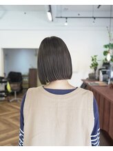 ルート(root) 切りっぱなしボブ　地毛風カラー　鹿児島ボブ　ショートボブ