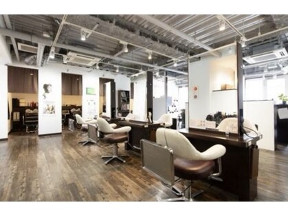 トゥルートラスト アン 下石田店(True Trust un)の写真
