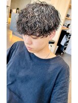 グラム(gram)&nbsp;ツイストパーマ/スパイラルパーマ/波巻きパーマ/短髪