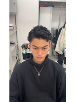 チルチェア 中野店(CHILL CHAIR)&nbsp;ツーブロック七三＋ハードパーマ