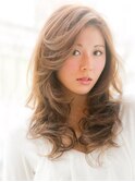 かきあげ前髪が似合うロングレイヤー／レイヤーカット