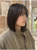 シースルーバングぱっつん前髪アッシュブラウン丸みシルエット