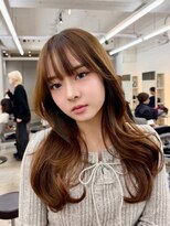 ヒュー 広島(HEW)&nbsp;王道愛されツヤ髪ミルクティーブラウンミディアムレイヤー