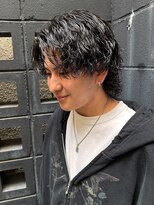 シェール(CHER)&nbsp;黒髪/サーフカール/スパイラル/波巻きパーマ/メンズ/三重/四日市