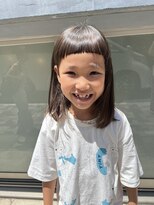 スピークイージー サルーン ビューティースミス(Speakeasy Saloon Beautysmith)&nbsp;ぱっつんナチュラルミディアム