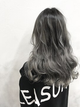 オーストヘアー ミコ(Aust hair Mico) シルバーグレーアッシュ