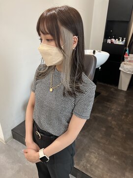 ピヨン 心斎橋(piLLon) インナーカラー