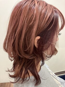 ヘアアンドメイク ブランシュ(HAIR&MAKE BLANCHE) ピンク系シャドウルーツ