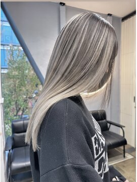 ジゼル(GiseL) 【GiseL】バレイヤージュ　ダブルカラーケアブリーチ