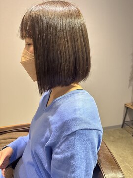 ワ ヘアー(wa-hair) ダークアッシュ×360度美魔女ミディアム×髪質改善×耳掛けボブ