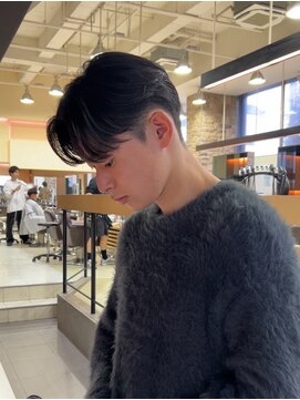 ゼスト 吉祥寺店(ZEST) カルマパーマ 韓国ヘア センターパート 吉祥寺鈴木楓竜