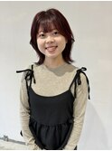 ブリーチ無し チェリーレッド 大須 ミディアム 顔周りカット