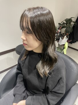 ピース(Peace) オリーブベージュカラー