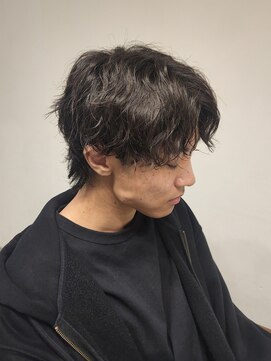 ニアウ 伊勢崎連取店(Niau) センターパートショートウルフシャドウパーマ