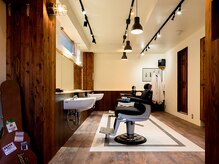 ブラッドバーバー(B-RAD BARBER)の雰囲気（新横浜周りで仕事終わりでもリラックスした雰囲気を感じれる空間）