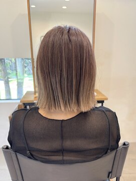 マルジ(marugi) 大人ボブ / デザインカラー