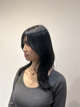 シャイン ヘア ブレンド 二子玉川(Shine hair blend) くびれミディアムレイヤー