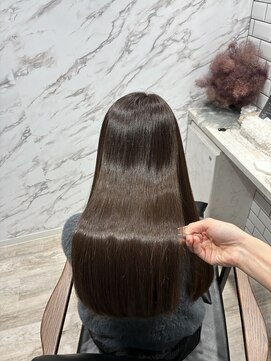 アッシュ系トーンダウンカラー