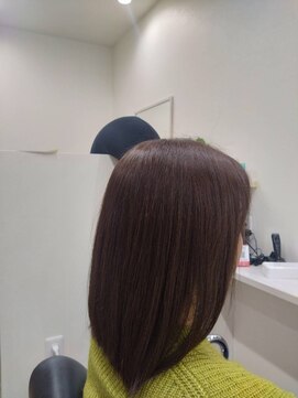 オリーブブラウン