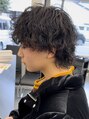 アンドメゾンオム(&Maison. homme) 波巻きパーマ/マッシュウルフ/フェザーパーマ/センターパート