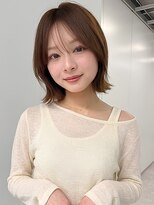 ヴェイン 渋谷(vain)&nbsp;外ハネボブ 顔周りレイヤー 韓国ヘア ベージュカラー 20代