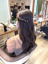 リーナ ビューティガーデン(LiNA BeautyGarden)&nbsp;ねじりハーフアップ