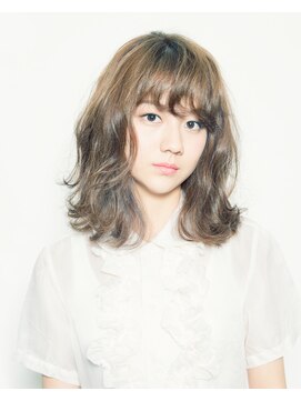 レガーレ(Legare) 透明感カラーのミディアムレイヤー☆