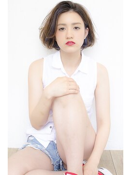 キートスバイガーランド (Kiitos by Garland) [Kiitos/吉祥寺]☆サラッとストレート大人ボブ☆ノームコア