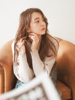 バッタ(Batta) 「KENTA」大人ベージュ×カットのみでまとまるロング
