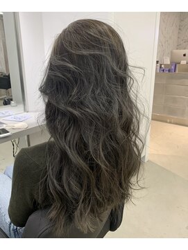 エイトデイズ 三宮駅前店(EIGHT days) 大人ハイライト