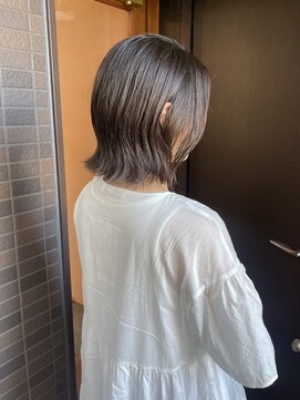 トワ(toi) ミディアム/くびれボブ/透明感/横浜