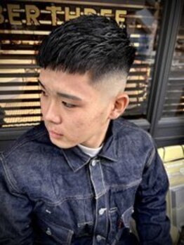ザナンバースリー 八王子(THE NUMBER THREE)の写真/【BARBER SHOP】BARBERだからこその技術力！再現性の高いメンズカットでスタイリングも楽に！【八王子】
