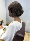 【吉田江梨】ショートボブパーマアッシュオリーブグレージュ