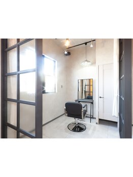 《籠原駅より車で6分/駐車場有》半個室空間あり◎マンツーマンで話しやすい丁寧なカウンセリングが魅力♪