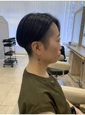 大人女子刈り上げショートツーブロック30代40代50代黒髪前髪なし