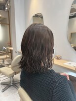 フィーカ(fika) 透明感のある柔らかいベージュ