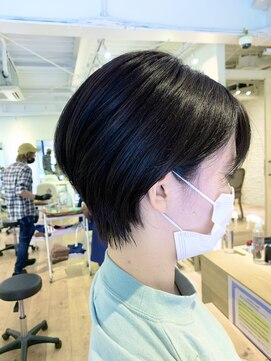 ネウィ 京橋(newi) 【uta*_girls】 yoko ショート ショートボブ グレージュ